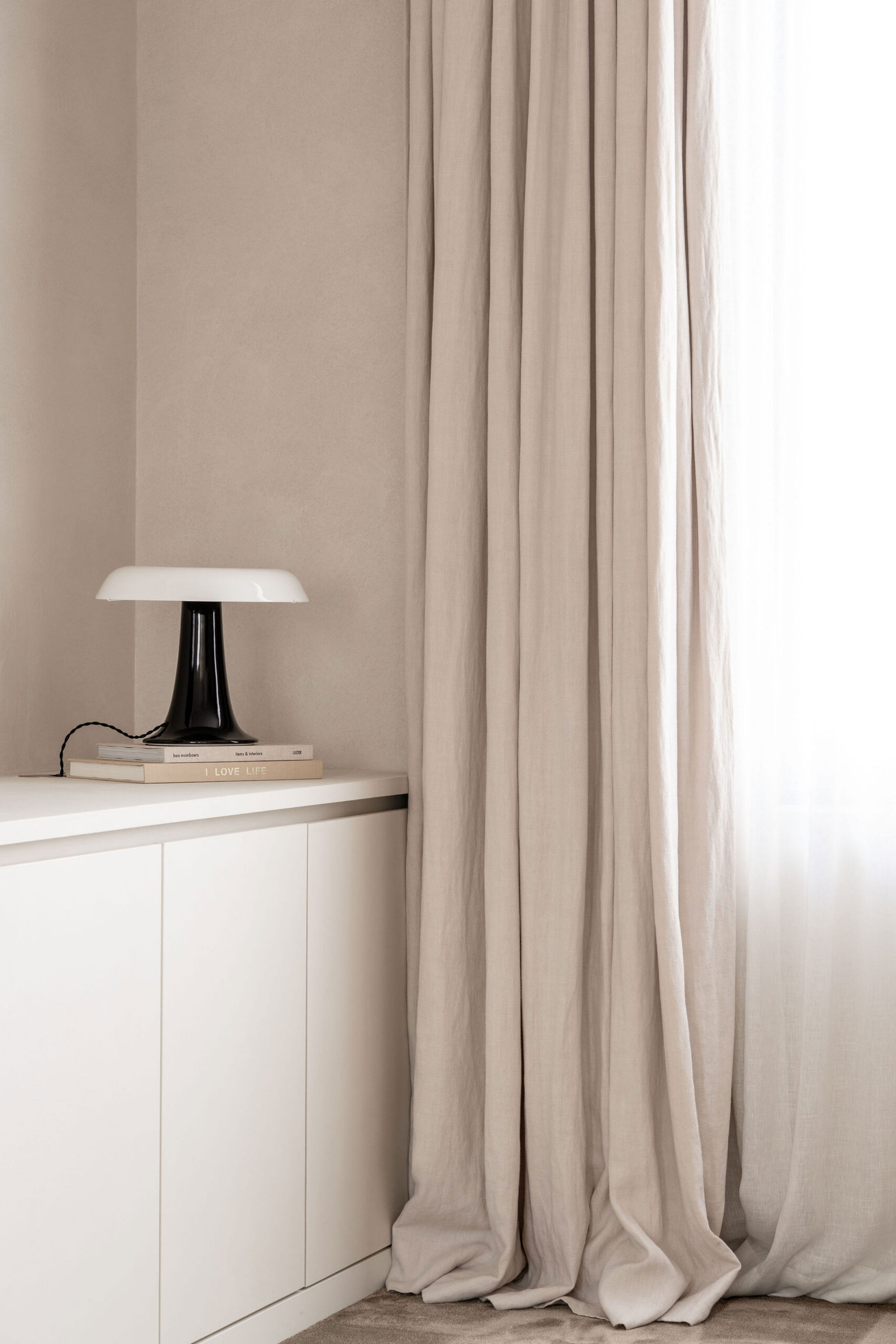 Table lamp fine bone china