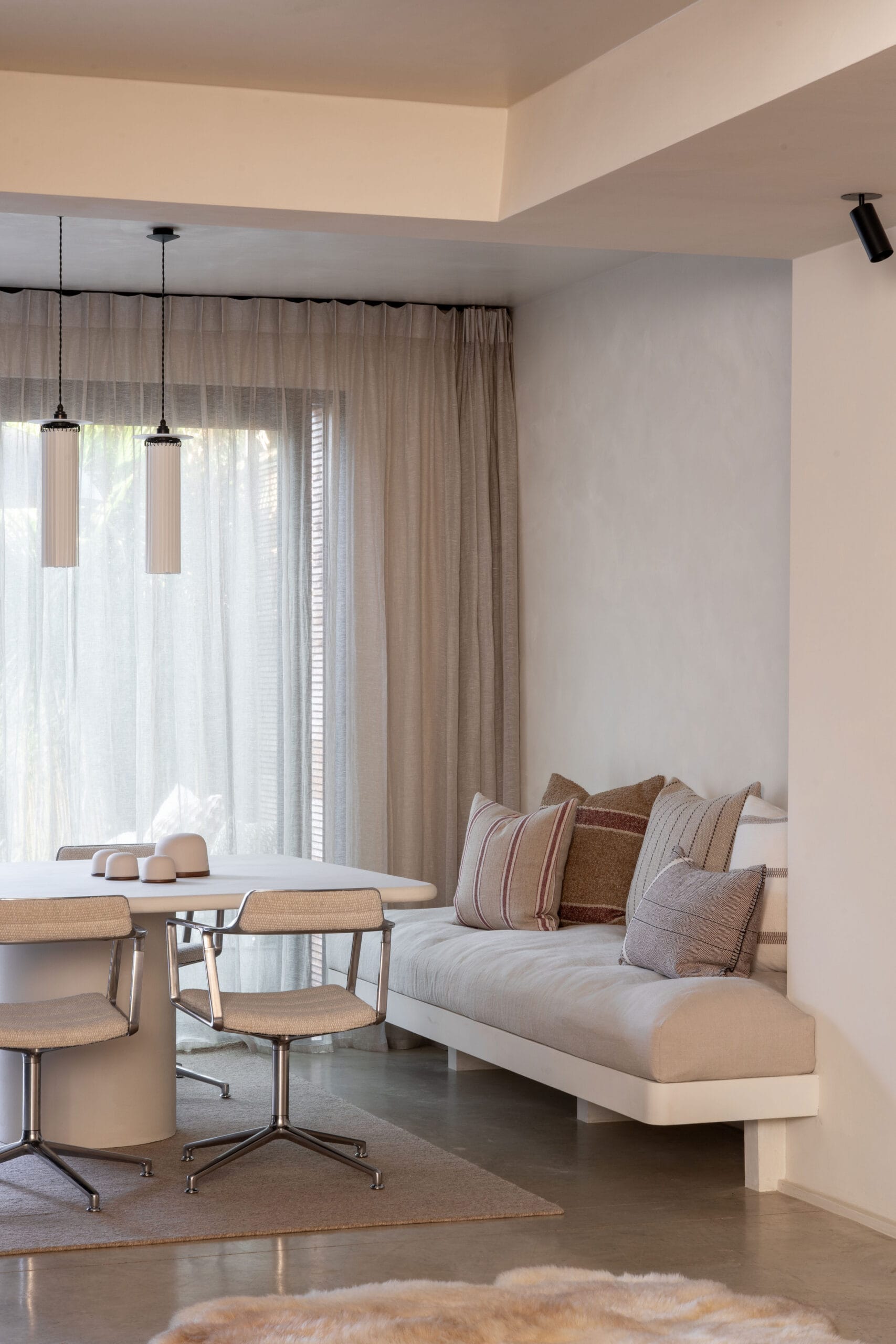 Ceiling lamp porcelain