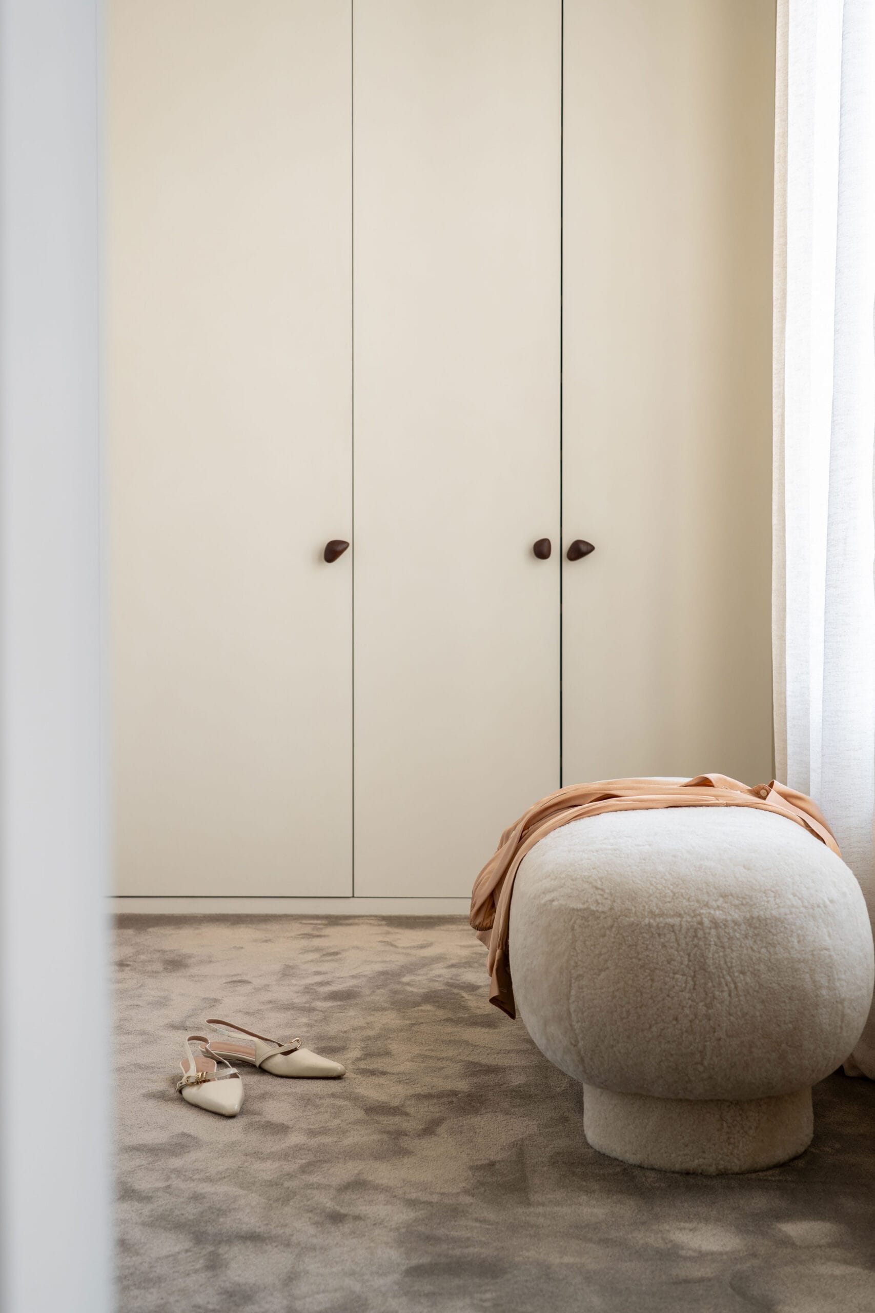 Merino wool bench