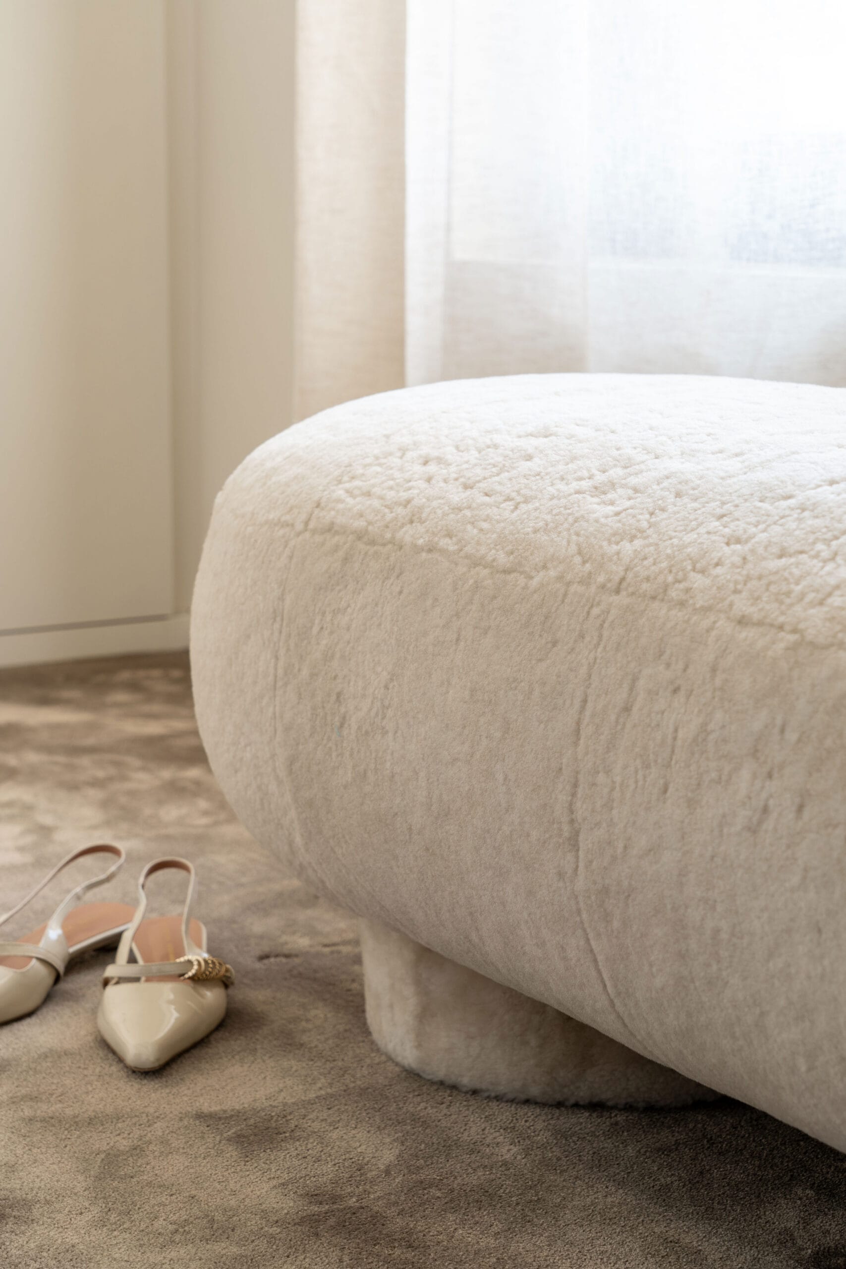 Merino wool bench
