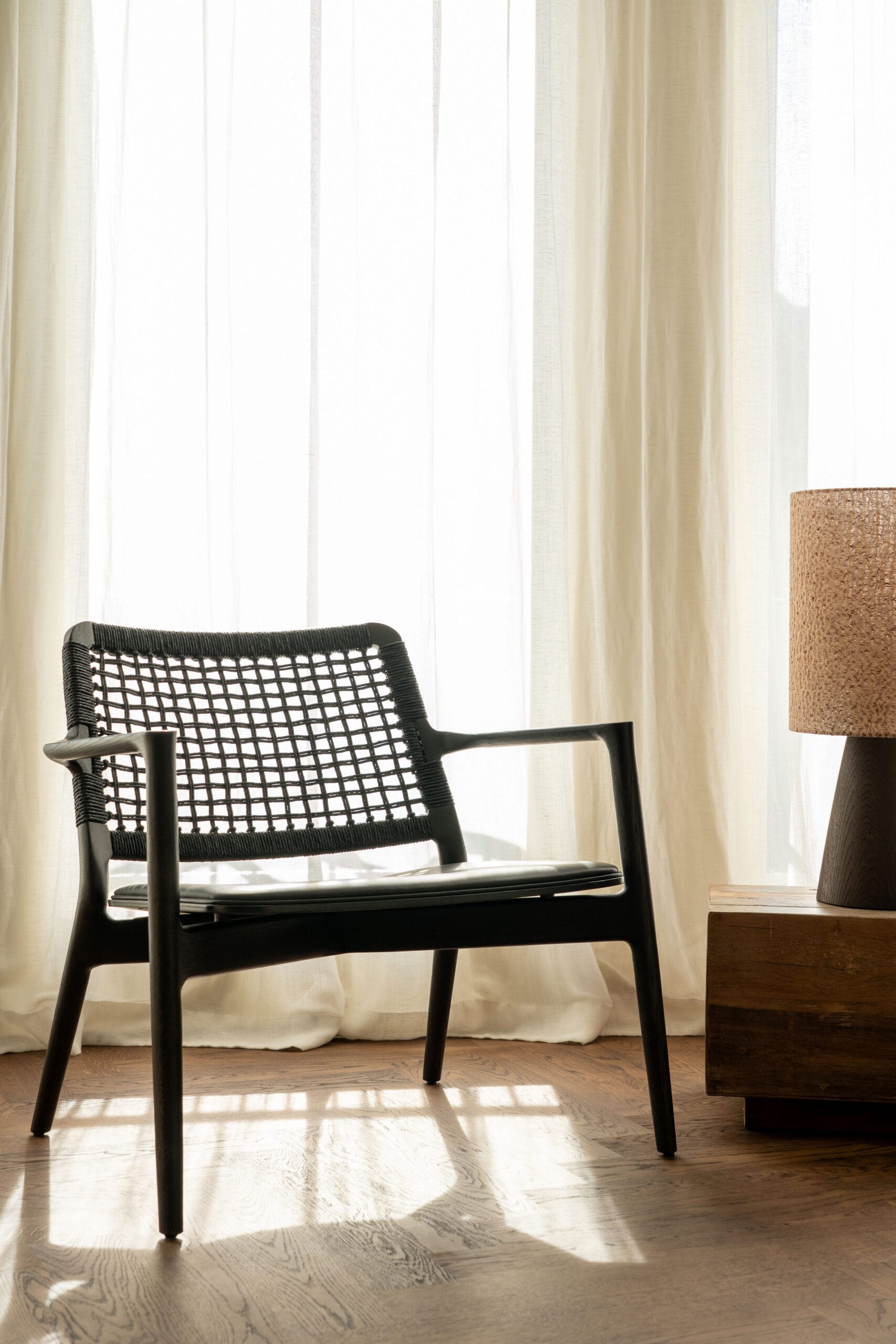 Lounge chair oak and leather