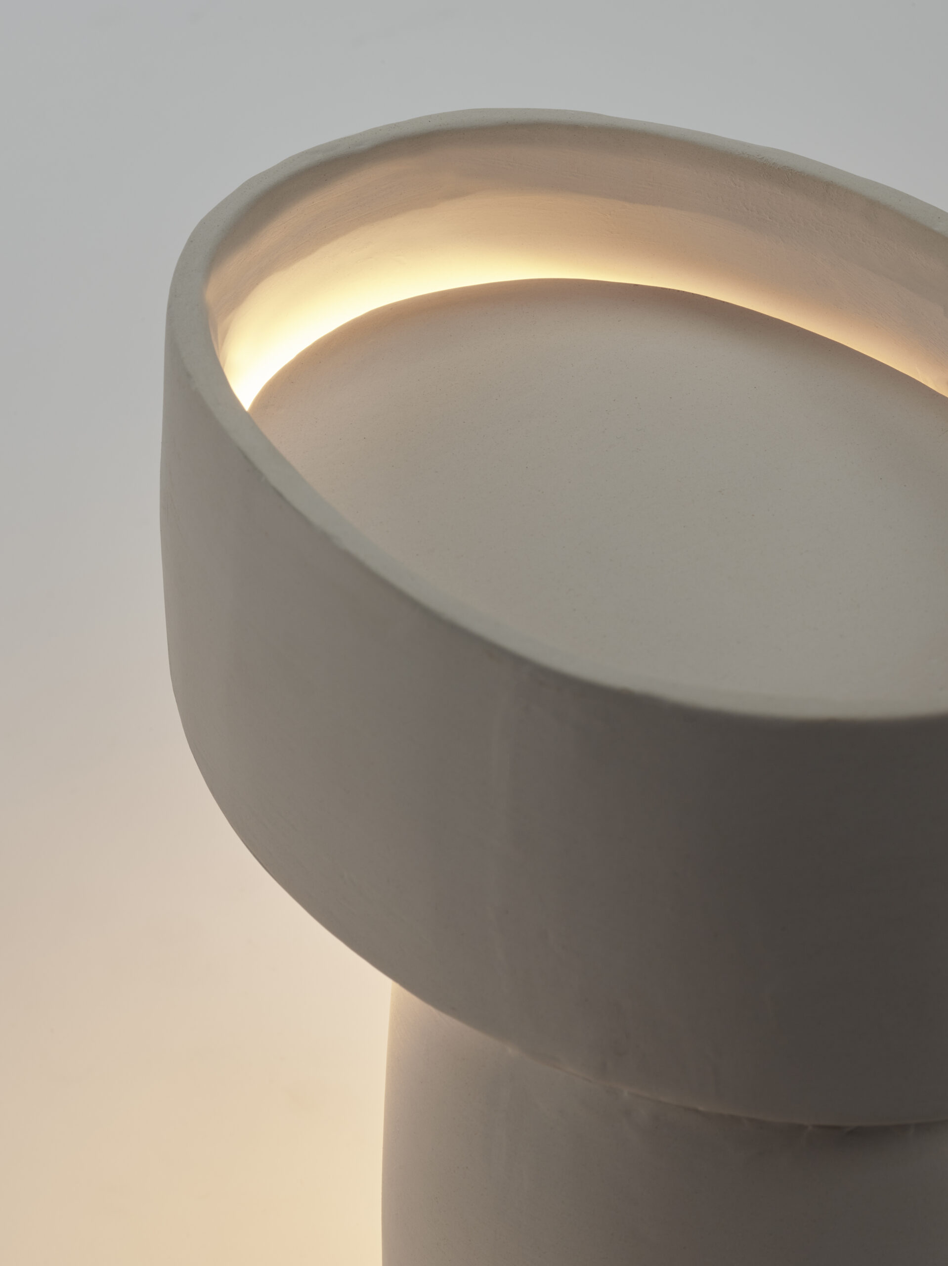 Table lamp beige