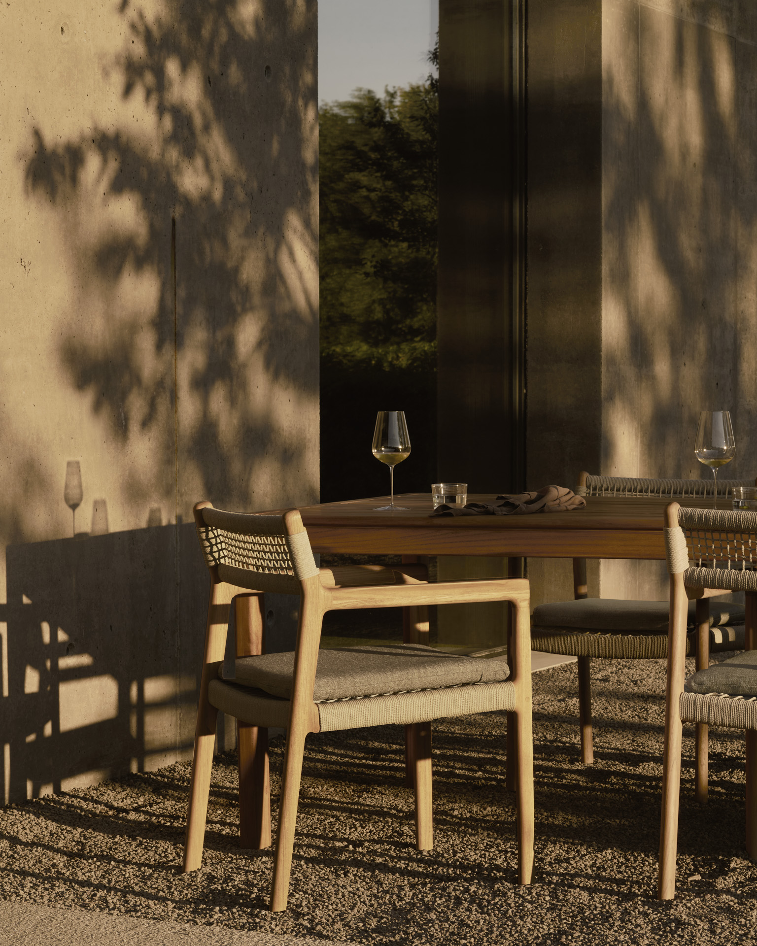 Outdoor dining chair teak and cord