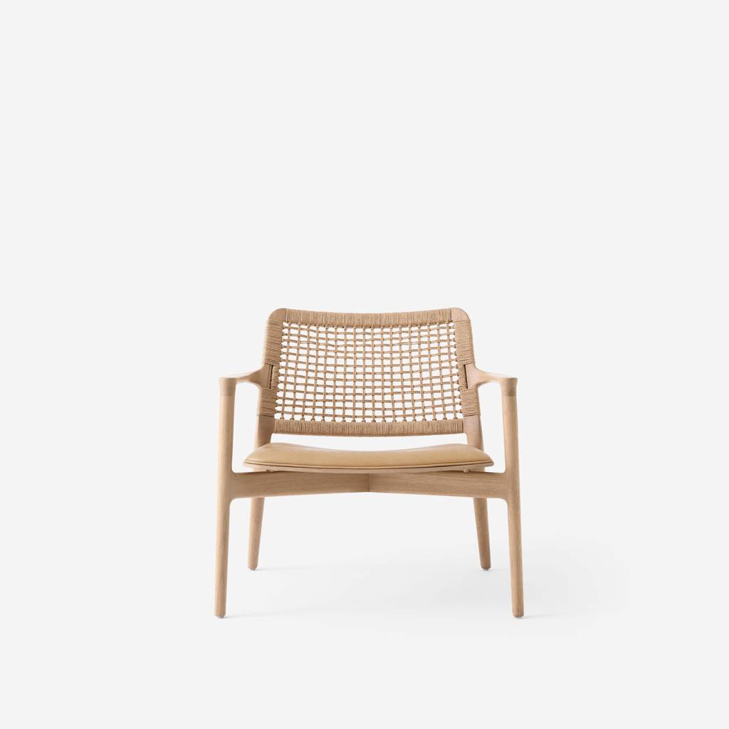 Lounge chair oak and leather