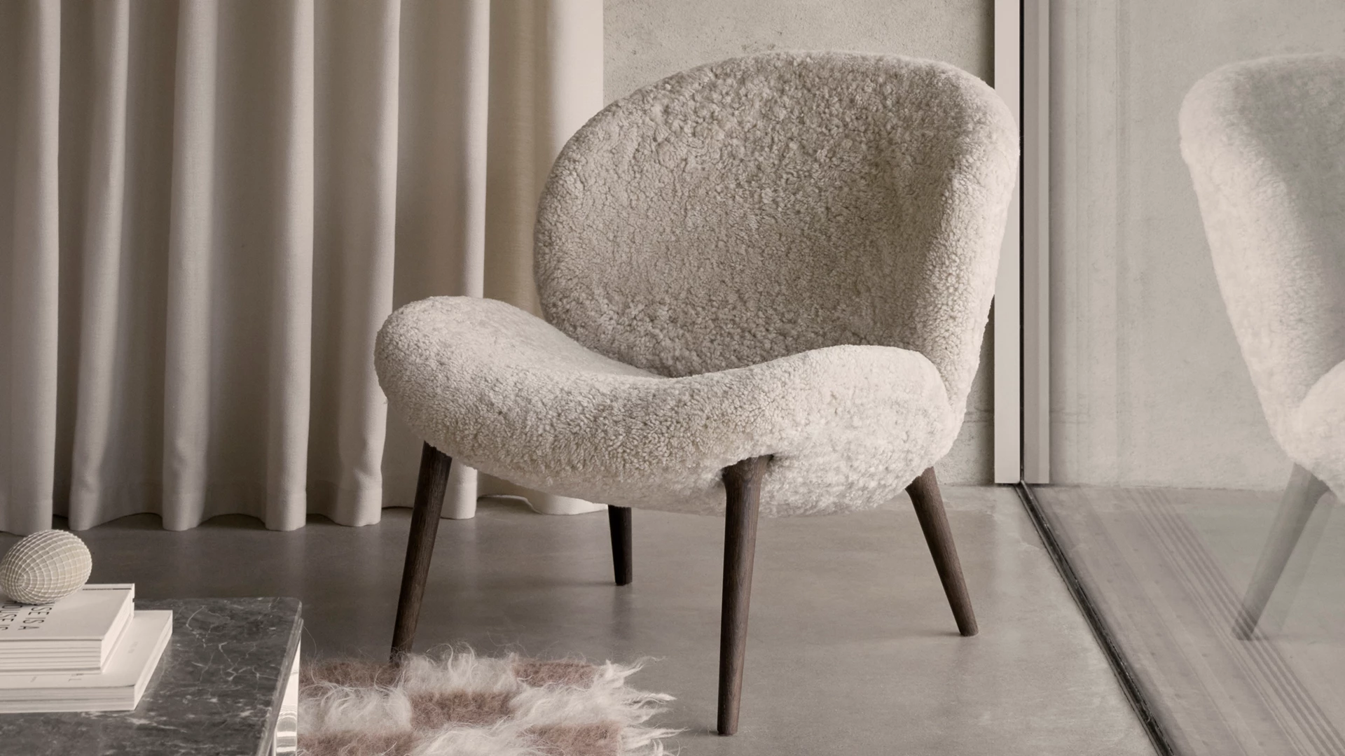 Lounge chair Australian sheep
