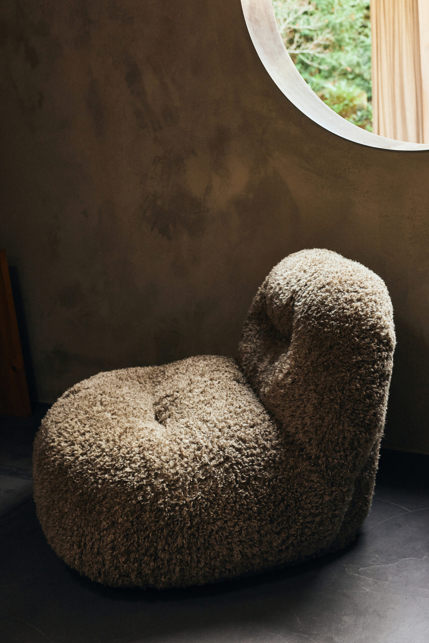 Lounge chair brown teddy