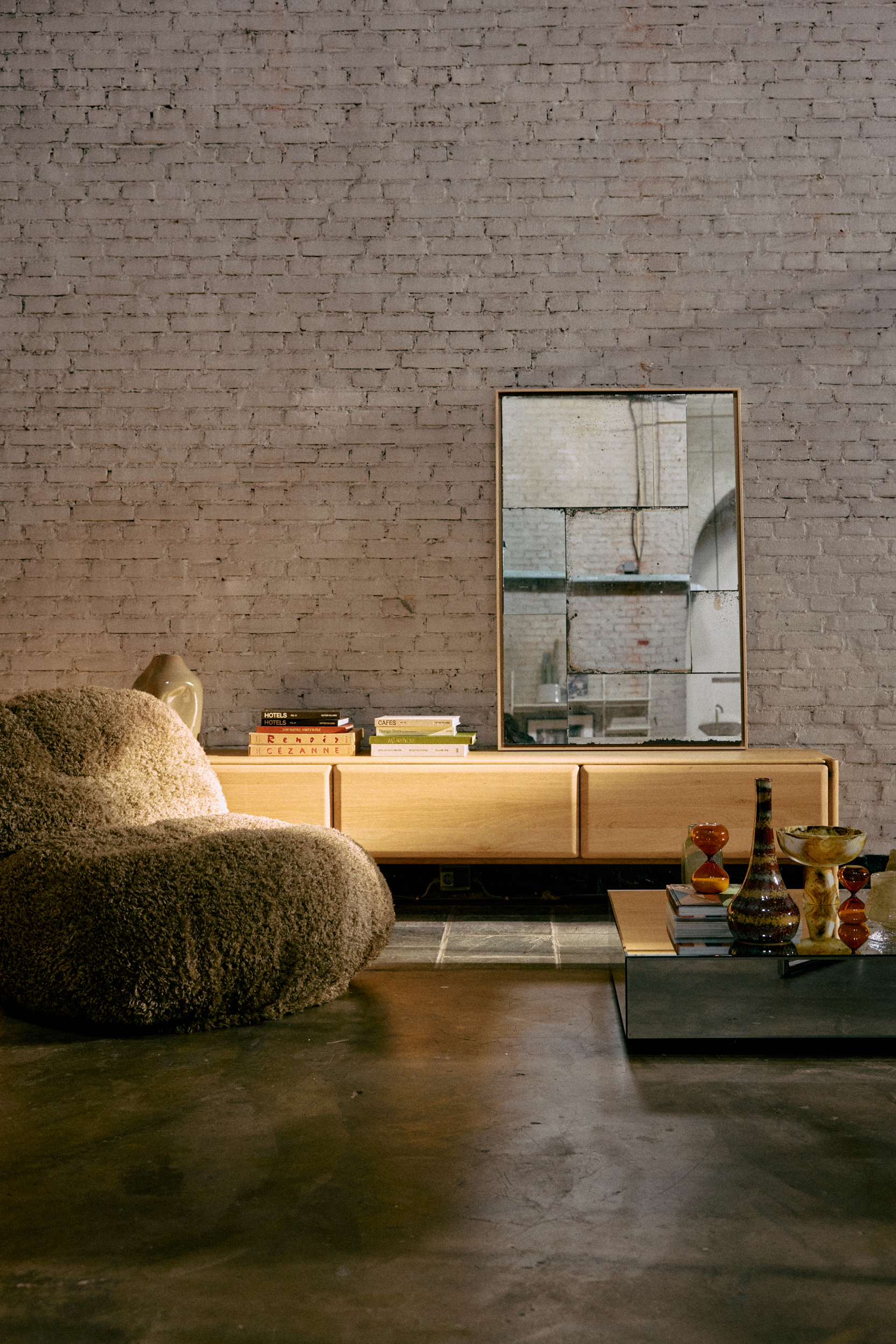 Lounge chair brown teddy