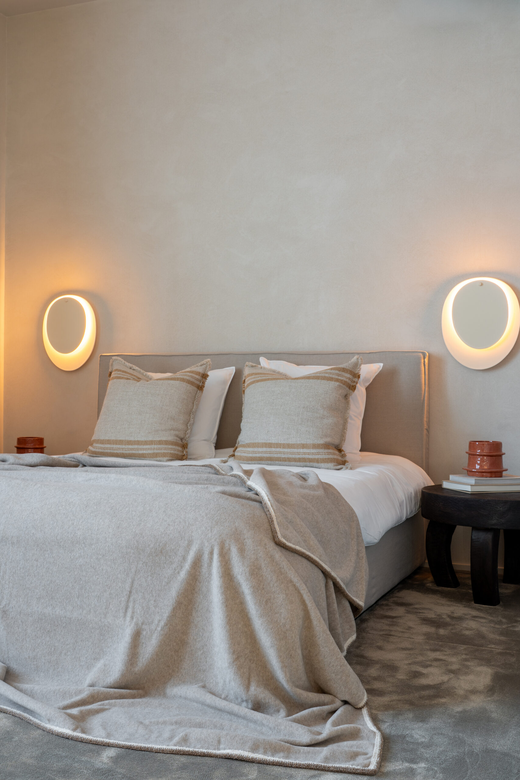 Wall lamp beige